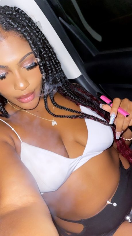 OnlyFans-model Brownskin Mami 