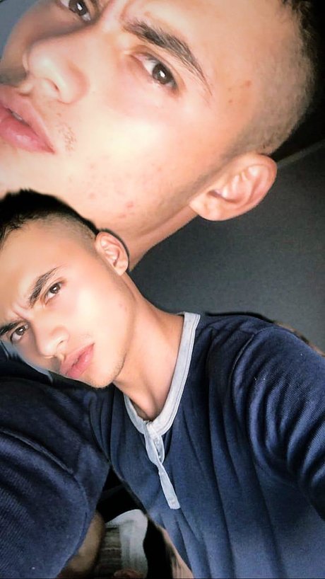 Nacktes geleaktes OnlyFans-Foto von Max