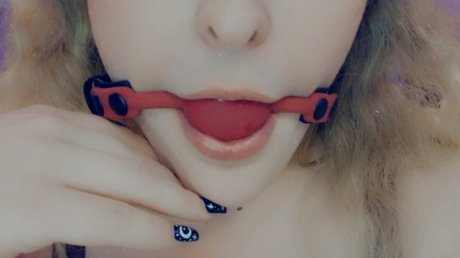 Nahá fotka uniklých OnlyFans od Maura Bliss