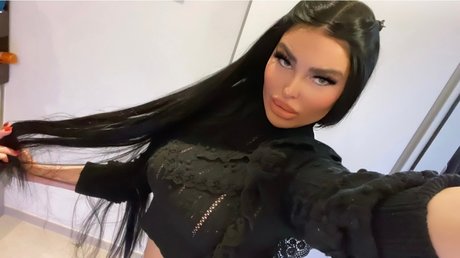 Nacktes geleaktes OnlyFans-Foto von Matison Daniela 