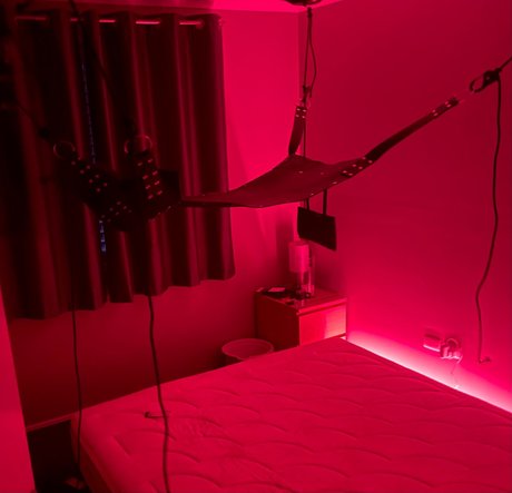 Naken lekkede OnlyFans-bilde av Masked Stormtroopers