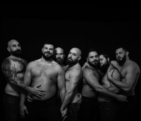 OnlyFans-model Mascular