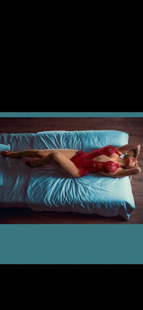 Naken lekkede OnlyFans-bilde av Mary Moore