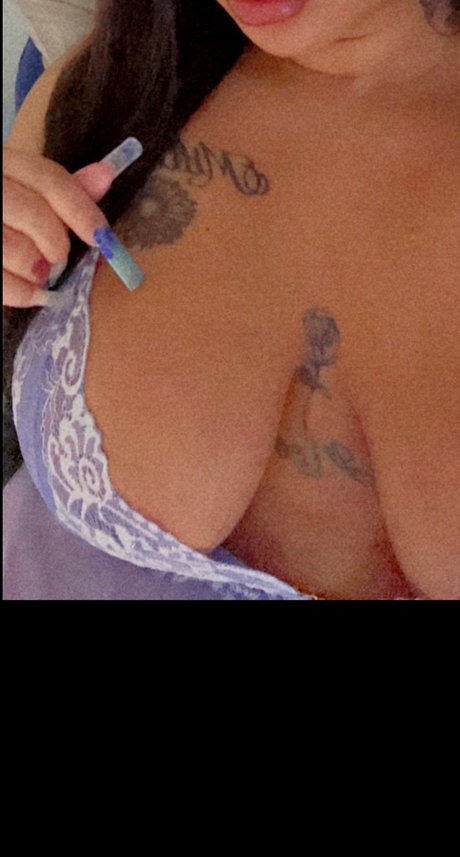 Naken lekkede OnlyFans-bilde av Miami