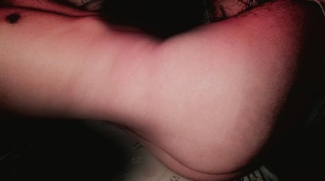 Обнаженная фотография утечки OnlyFans от Misioneritoamat