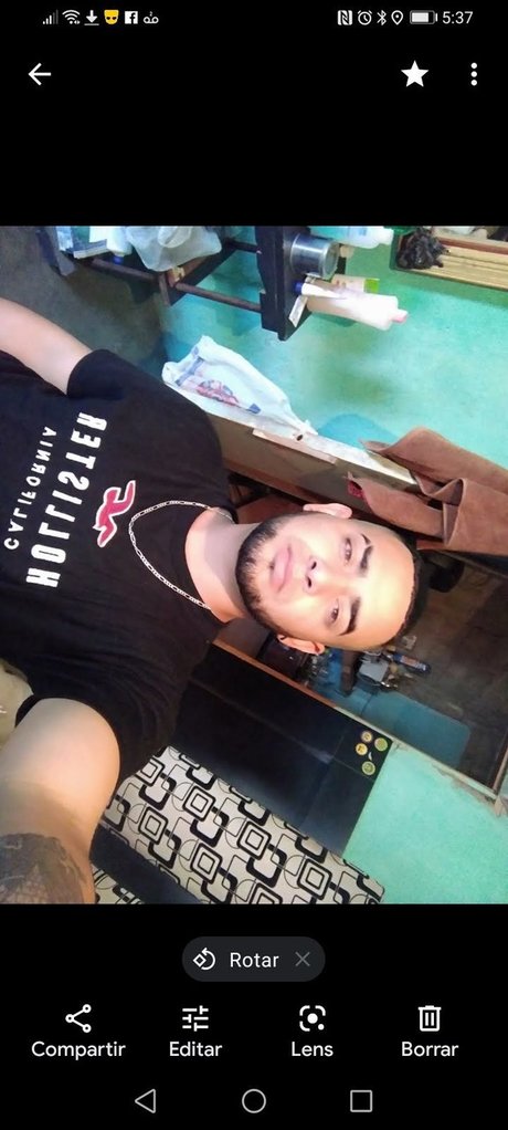 Naken läckt OnlyFans-bild av Misael