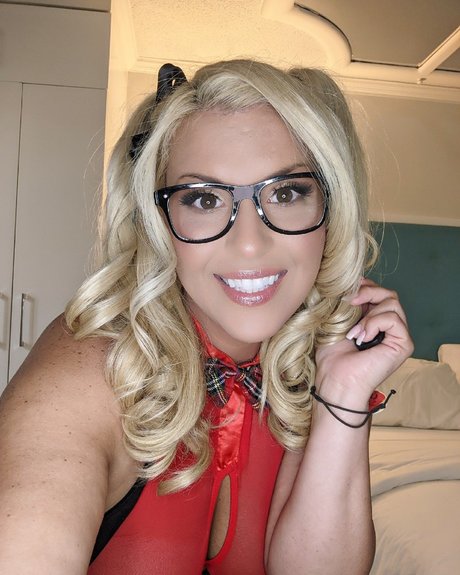 Mimi Stiletto OnlyFansリークヌード写真