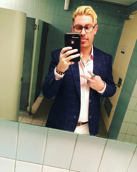 Nahá fotka uniklých OnlyFans od Mikdamonsta