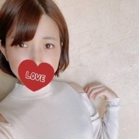 Nacktes geleaktes OnlyFans-Foto von Momo