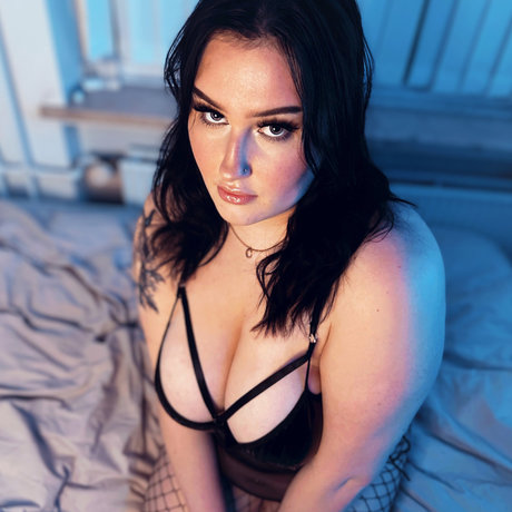 OnlyFans-model Misschelsea Top 4