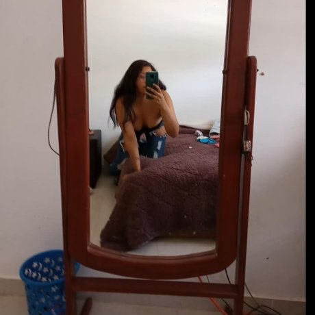 Nacktes geleaktes OnlyFans-Foto von Naiara