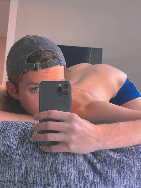 Naken lekkede OnlyFans-bilde av Nate James