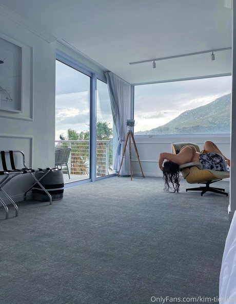 Nacktes geleaktes OnlyFans-Foto von Kim Tiddies