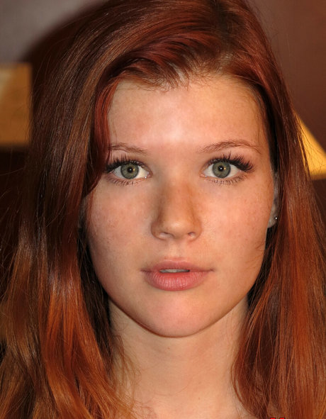 Nacktes geleaktes OnlyFans-Foto von Mia Sollis