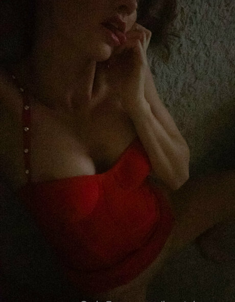 Naken läckt OnlyFans-bild av Beatrixroyce