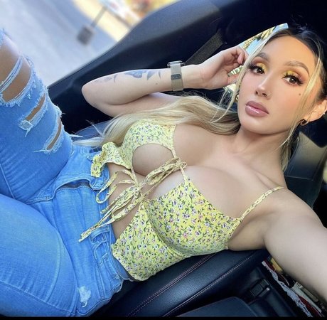 Foto desnuda filtrada de OnlyFans de Mirahbella