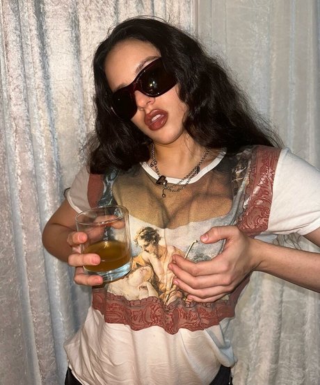 Nahá fotka uniklých OnlyFans od Rosalia