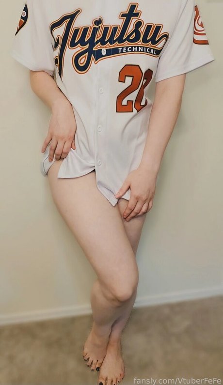 Alasti lekkinud OnlyFans-i pilt Covfefechan