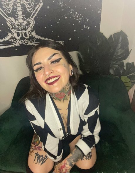 Nahá fotka uniklých OnlyFans od Sierrajadex