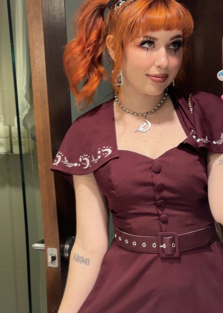 Nacktes geleaktes OnlyFans-Foto von Notsaige