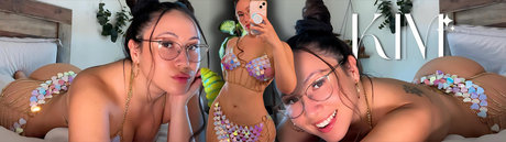 Naakte gelekte OnlyFans-foto van Cheeky Kim