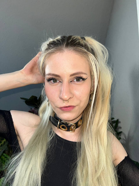 Kinky Nora naked leaks OnlyFans pic