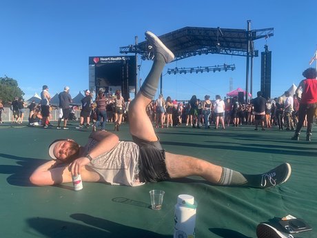 Naakte gelekte OnlyFans-foto van Dom