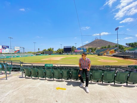 Foto di nudo di fuga di OnlyFans di Pepe Angell