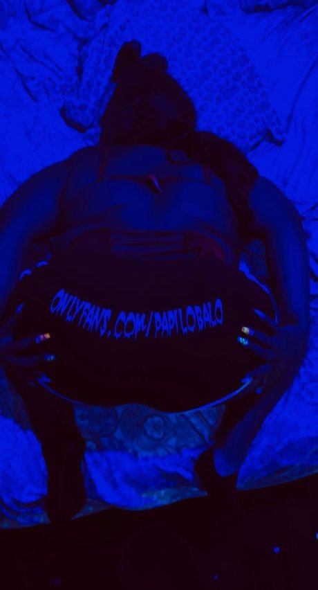 Foto di nudo di fuga di OnlyFans di Dombalo