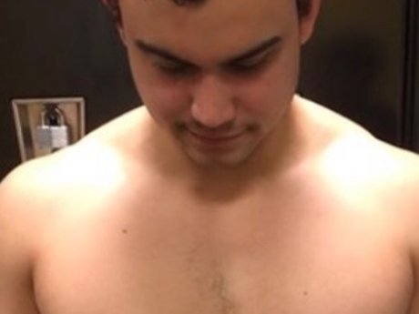 Christian OnlyFans泄露裸照