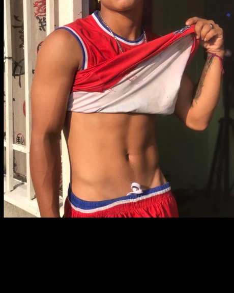 Alexis Ararat   OnlyFansリークヌード写真