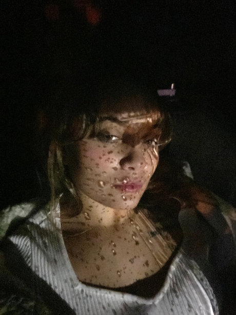 Naken lekkede OnlyFans-bilde av Mamib