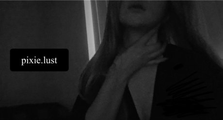 Alasti lekkinud OnlyFans-i pilt Pixie