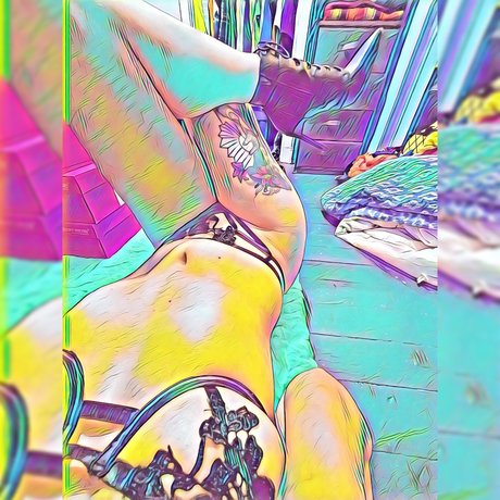 Nacktes geleaktes OnlyFans-Foto von Dopamine