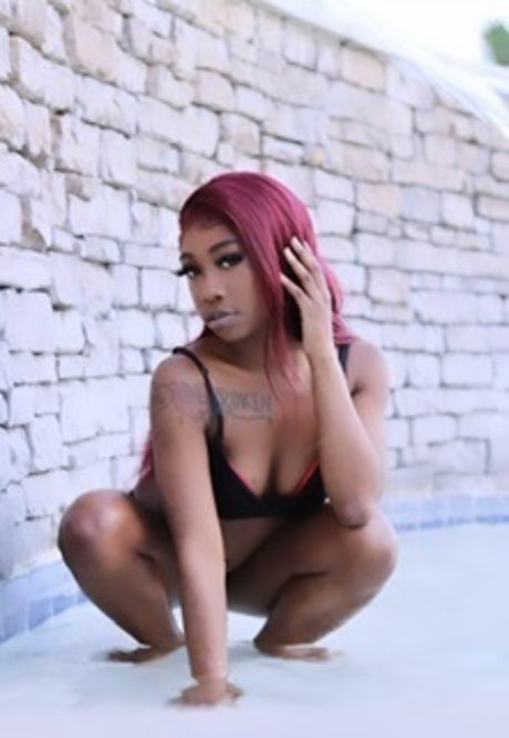 OnlyFans-model Putaakayy