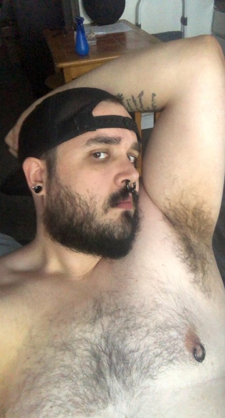 Foto di nudo di fuga di OnlyFans di Thrash