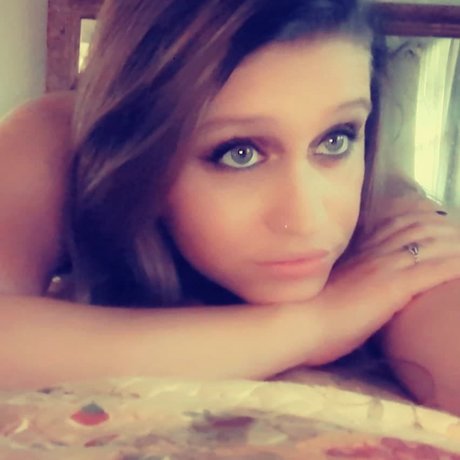 Nacktes geleaktes OnlyFans-Foto von Risa Rae