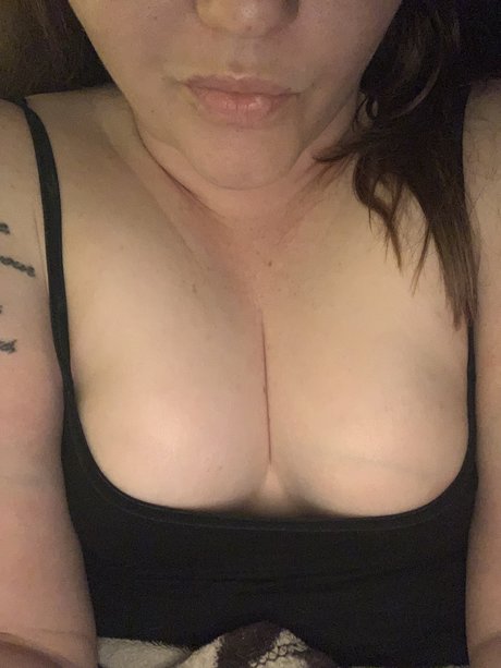 Naakte gelekte OnlyFans-foto van Ya Girltop 30 