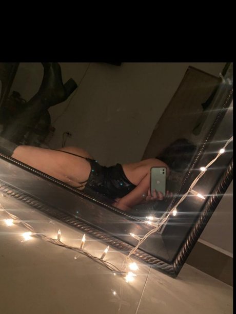 Foto di nudo di fuga di OnlyFans di Regina Phalange