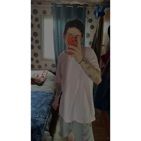 Naken lekkede OnlyFans-bilde av       W  O N   