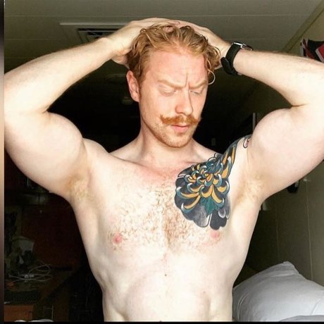 Nacktes geleaktes OnlyFans-Foto von Redhotmajor