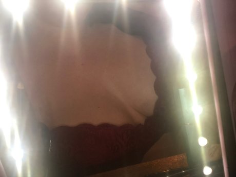 Alasti lekkinud OnlyFans-i pilt Maria L