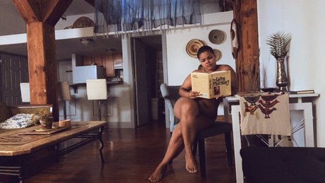 Naakte gelekte OnlyFans-foto van Maria 