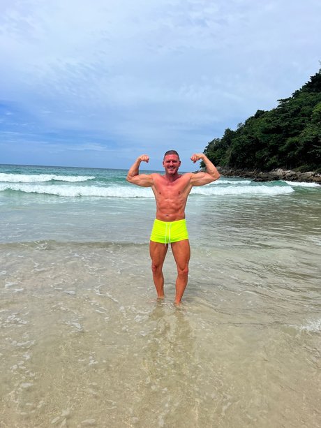 Foto di nudo di fuga di OnlyFans di Pussyhunter