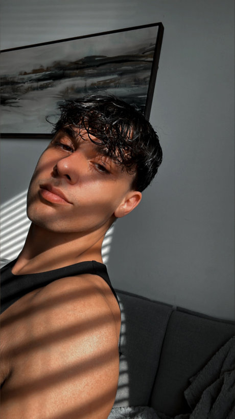 Celo naked leaks OnlyFans pic