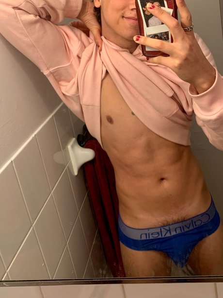 Nacktes geleaktes OnlyFans-Foto von Rodney