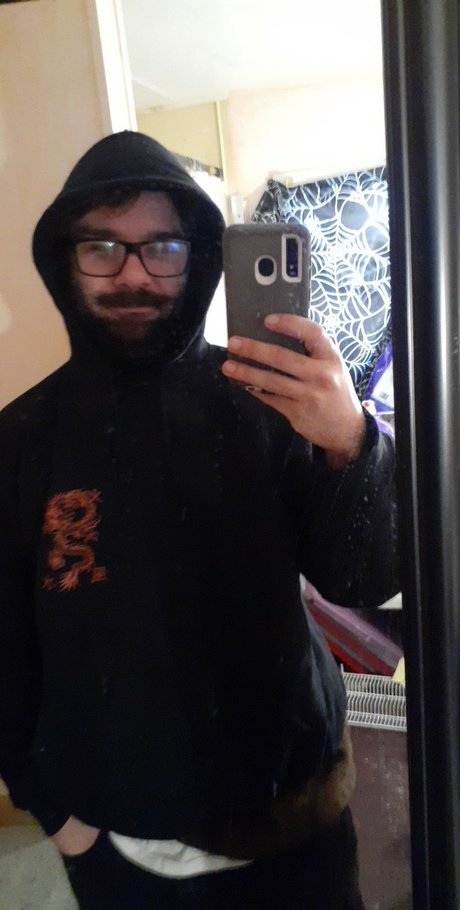 Naakte gelekte OnlyFans-foto van Angelxxwolfxx