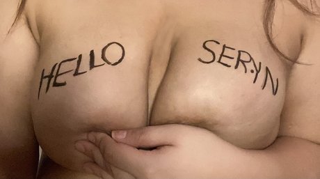 OnlyFans-model Asian Seryn