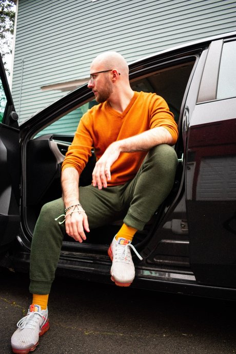 Naken lekkede OnlyFans-bilde av Maxcarving