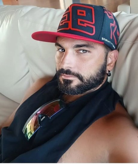 Naken lekkede OnlyFans-bilde av Maverik